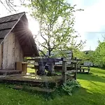 Kamp Village Vista