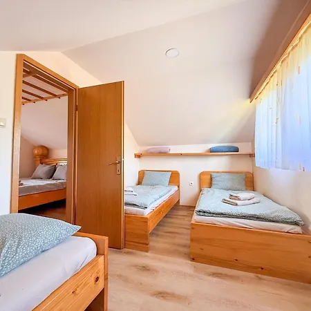 Village Vista Kamp alanı